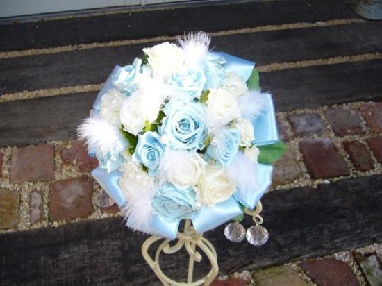 【プリザーブドフラワー】ラウンドブーケ(パウダーブルー)